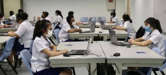 新加坡13个月大的孩子开始补习,“怕输”心态过火?太夸张了吧