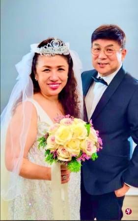 与梁志强合体直播 刘玲玲自曝14岁就有人追