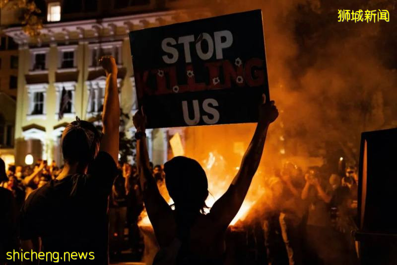 突發！美國加拿大英國大規模暴動！堪比戰亂！新加坡會受影響嗎!