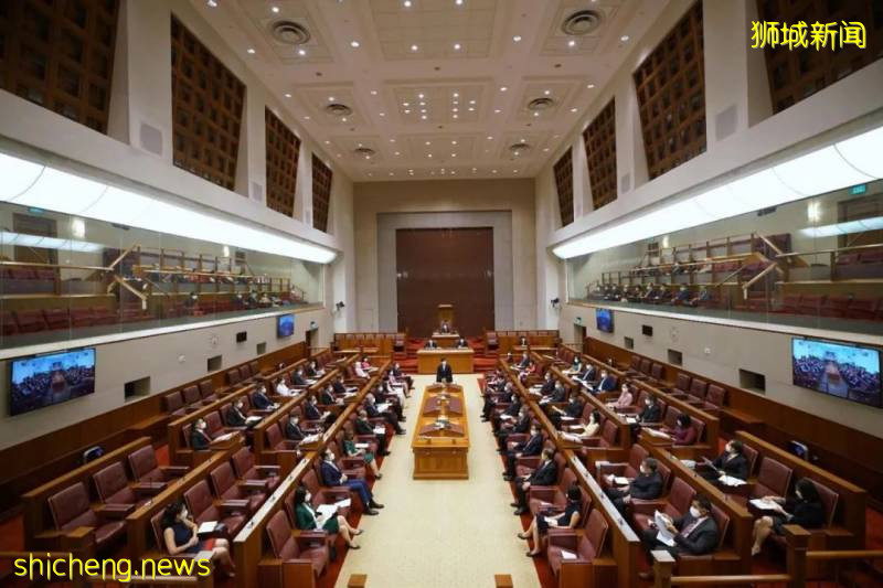 李总理:新加坡应对冠病疫情并不完美 不当富二代