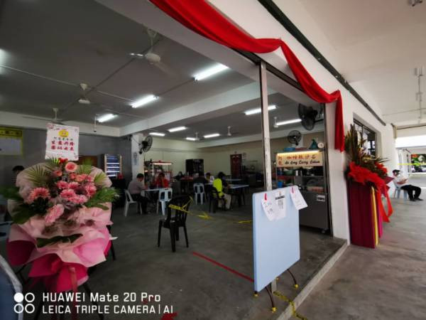 長堤通不過 還是有路走 “留在這裏，拼了！”