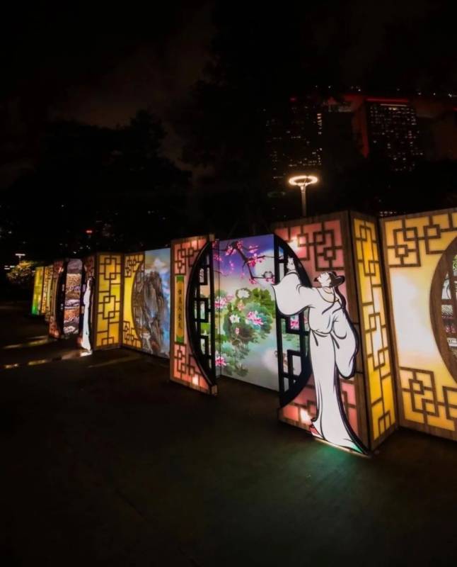 新加坡濱海灣花燈展PK中國周莊中秋燈會，你更pick誰