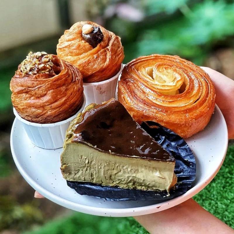 網紅蛋糕打卡，新加坡那些外表焦黑但風靡全球的Burnt cheesecake