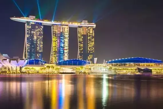 100個全球最帥的男人,新加坡無人上榜!他居然第一,撞臉王力宏、當過和尚,現被判入獄