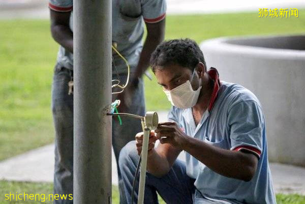 遊樂場燈柱漏電 2少年觸電送院