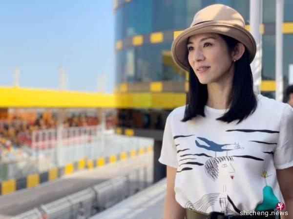 ◤新国启动断路器◢杨采妮狮城居家抗疫 偷看老公玩角色扮演