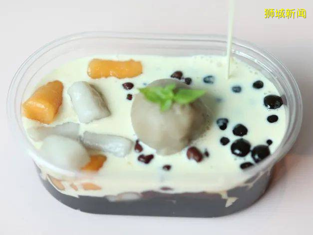 刷爆抖音的網紅黑糖珍奶爆漿蛋糕,居然只要$9.8