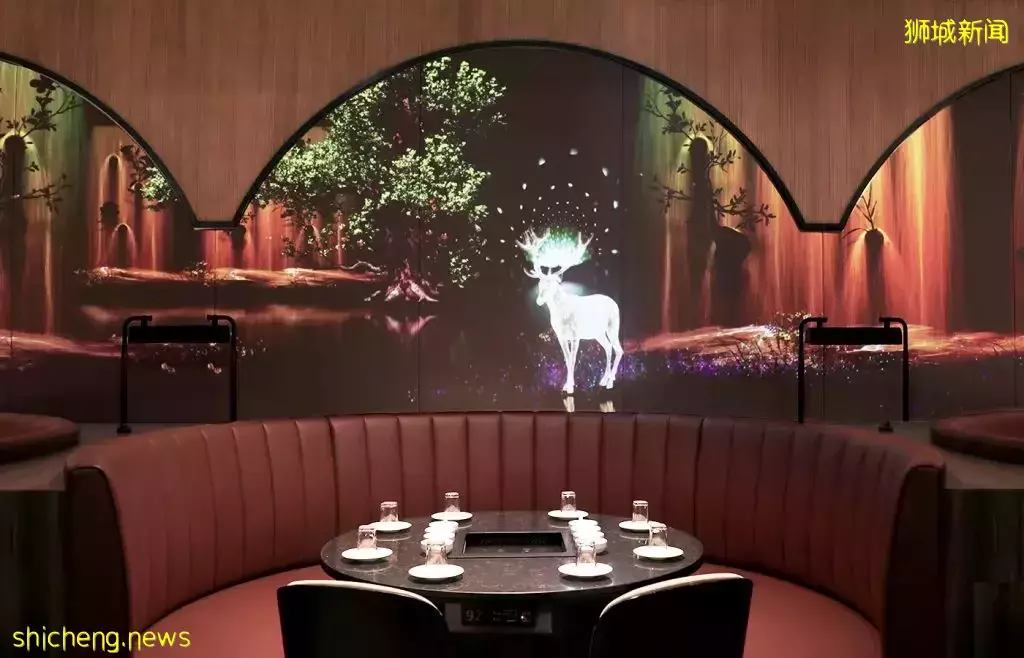海底捞豪华VIP包房@Marina Square店,360度环绕全息投影,沉浸式体验梦幻火锅