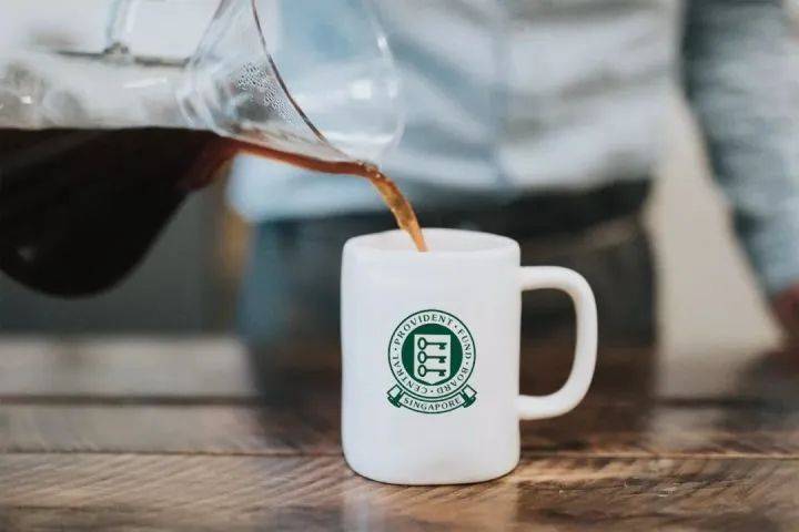 “移民新加坡後，難道我以後還要回中國養老嗎！？”