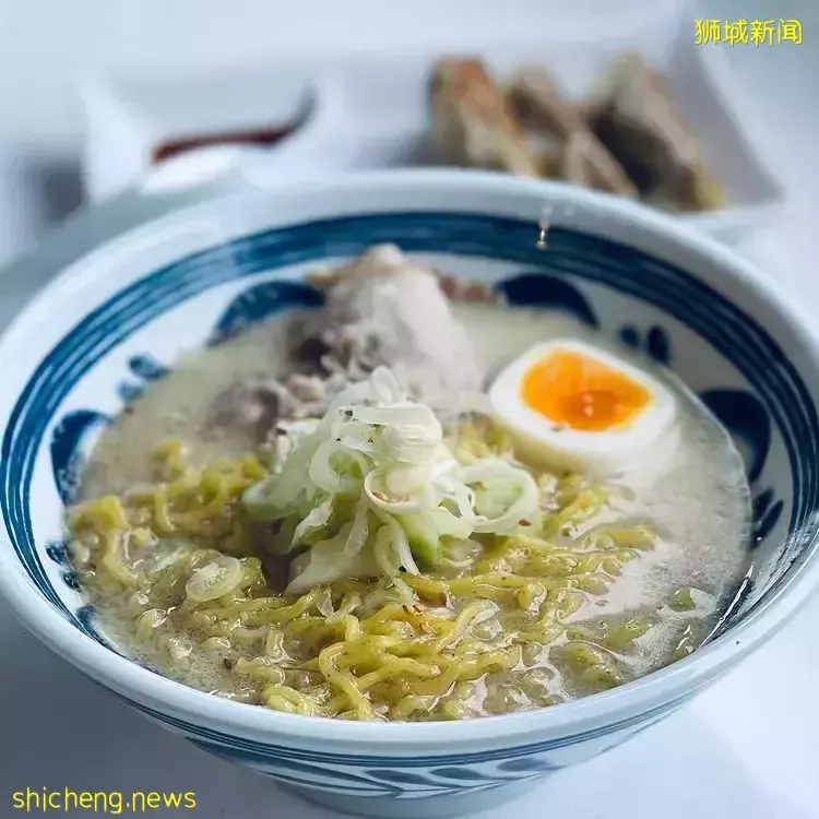 前Ramen Santouka大廚開店🎊平價美味的Ramen King，$8吃到一碗正宗日式拉面🍜