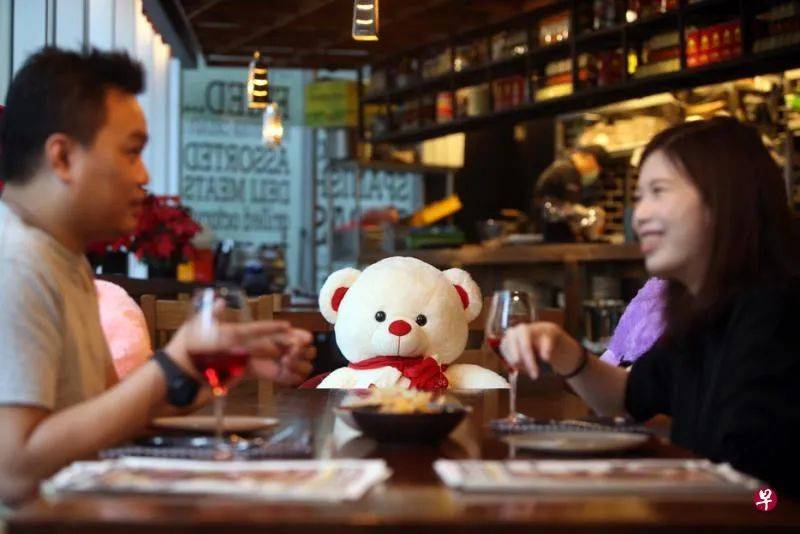 人人戴口罩的2020年，攝影記者都在拍什麽