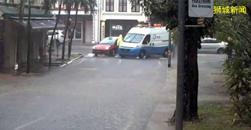 新加坡未来几天持续降雨,今晨山洪暴雨,克雷格路无法通行