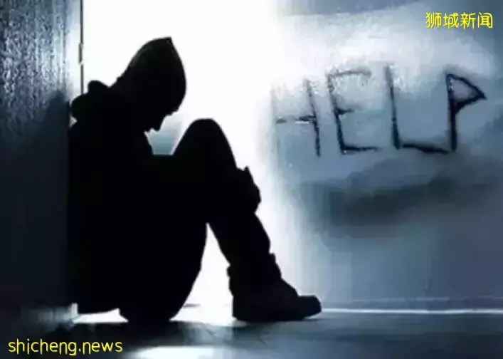 新加坡男子持刀袭警被击毙,生前人非常“安静”“没有脾气”