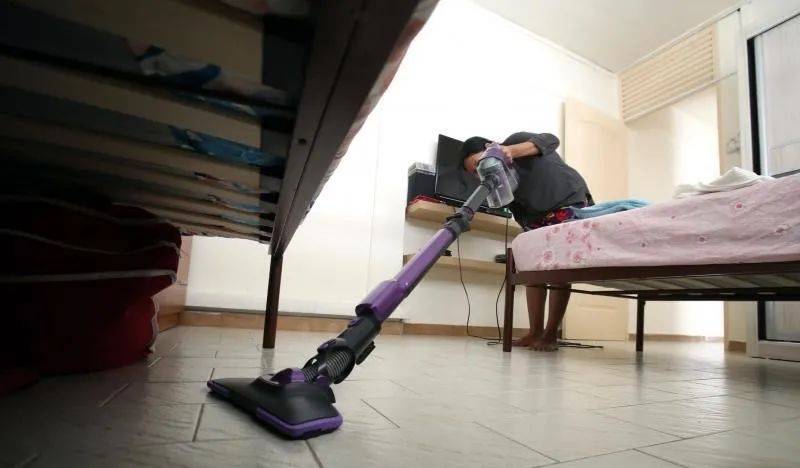 印尼女傭新政策,坐地起價3000新,本地雇主成冤大頭?!