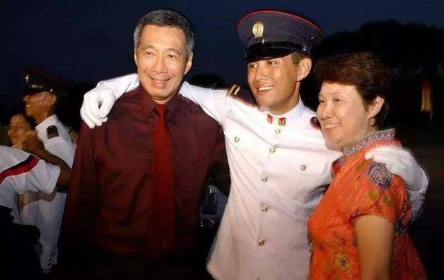 李光耀家族:中國血脈的新加坡第一豪門,爲何與我們不複相認