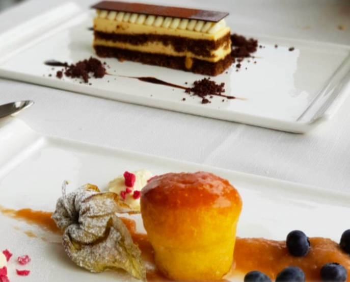 約上心愛的ta,一起去新加坡這幾家餐廳共度屬于你們的“凡爾賽”跨年夜吧