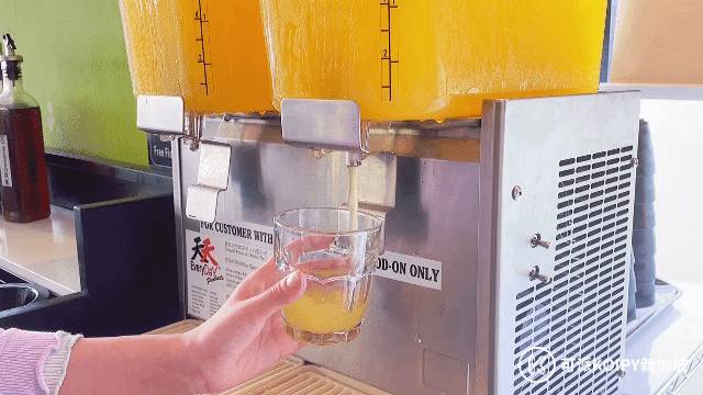 人均$20不到的火鍋+炒菜自助!任點任吃,吃到扶牆出