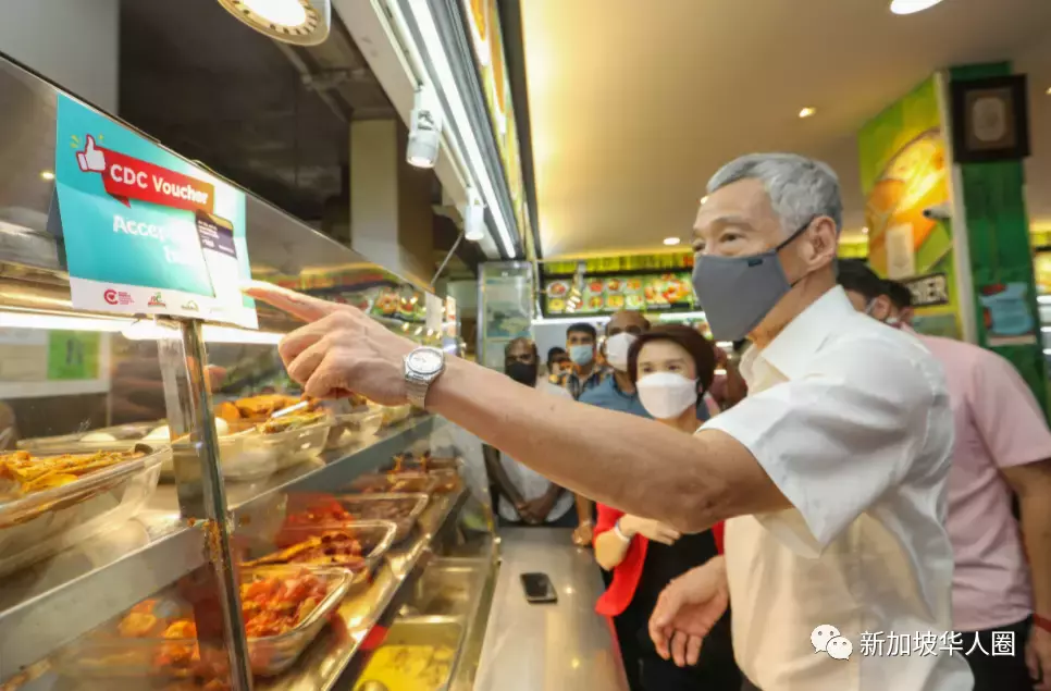 新加坡超百万家庭已领取100新币购物券!再推出全岛商家互动地图