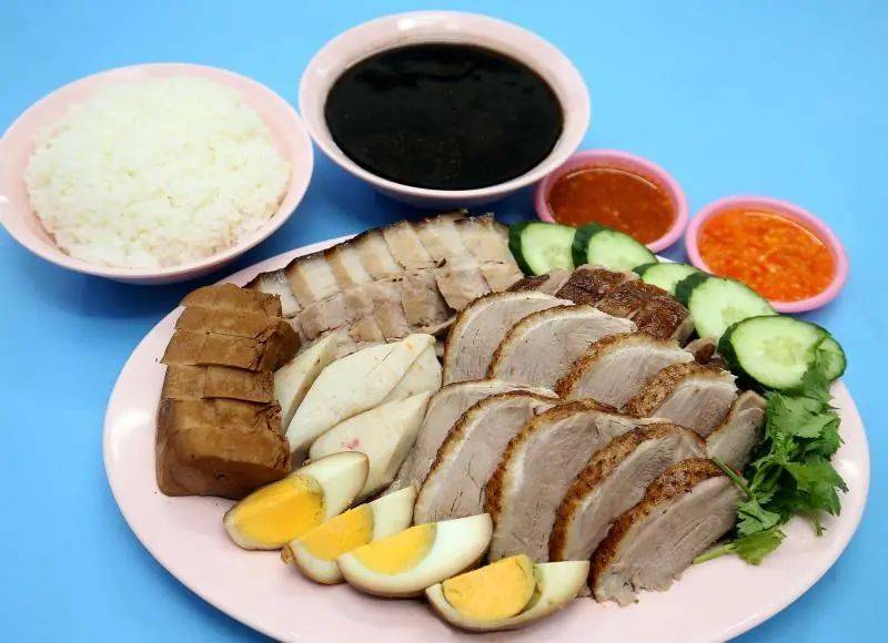 新加坡美食故事： 亞笑潮州鹵鴨有傳人 父子共掌勺炒粿條