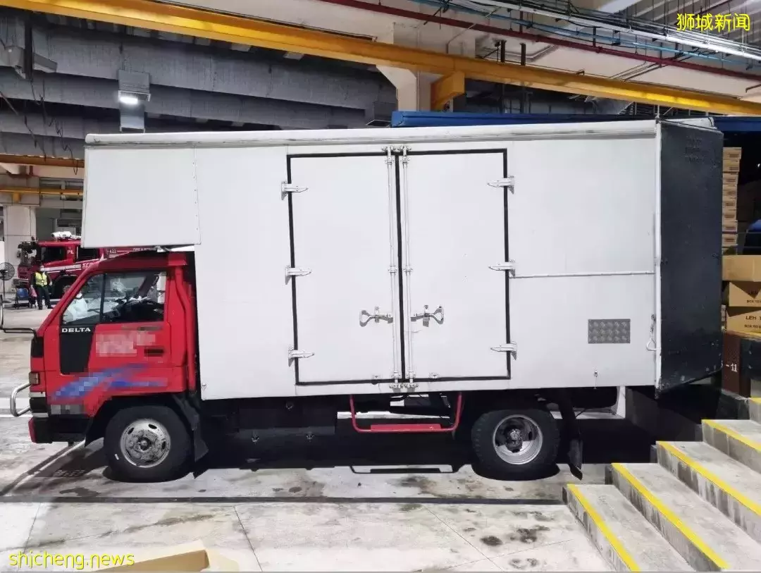 大马罗里走私香烟　狮城关卡被截获 