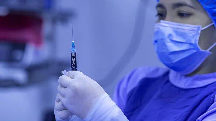 新加坡女子出現這個症狀後,竟確診新冠