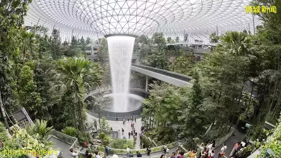 新加坡開萬人展會!部長透露死亡率和疫情前差不多!承諾重開邊境