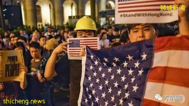 “港獨”組團“出逃”新加坡