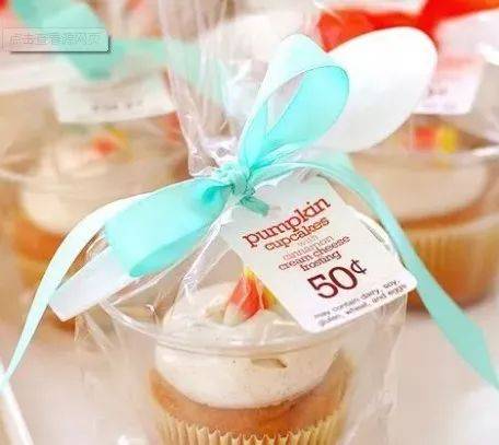 可爱的 “ 圣诞老人 ”馒头，惊喜连连