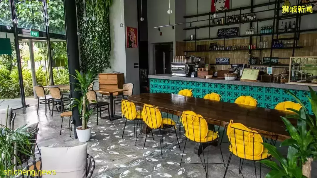 水果寿司+火焰拉面+中式点心下午茶，根本吃不过来