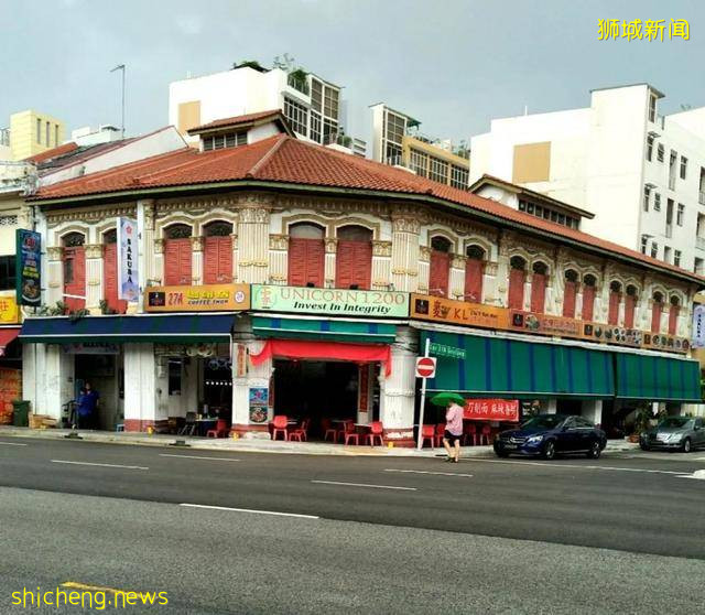 富裕的新加坡允许红灯区女郎合法工作,持卡按时上下班,原因何在