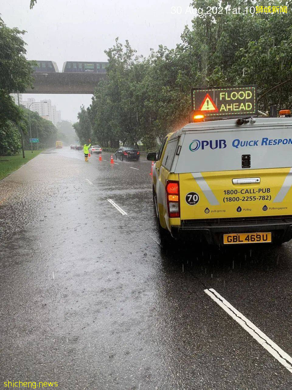 雨後，新加坡發生慘烈車禍！4歲女孩站路邊被撞傷