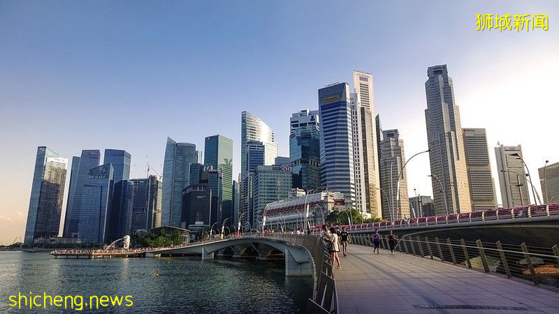 政府已决定暂停新加坡进一步重新开放的计划