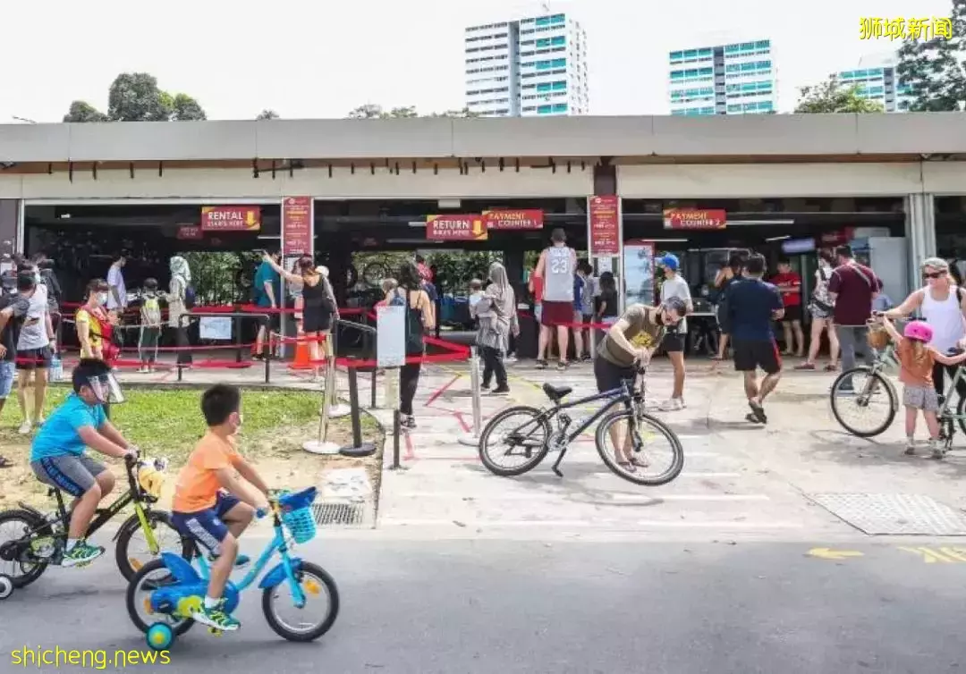 超級奶爸！帶著2歲女兒騎行17小時166公裏，環遊新加坡
