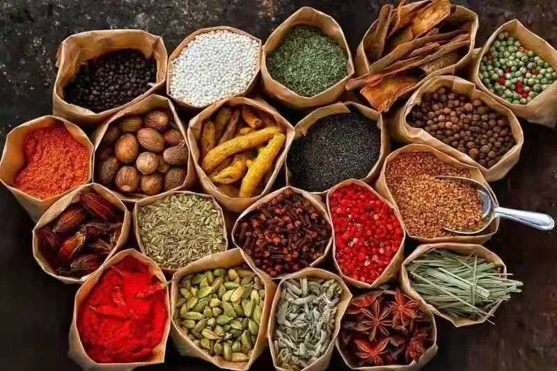 新加坡這家泰國餐館居然有100多種泰式料理@暹羅村!酸酸甜甜的口味嗨翻你的味蕾