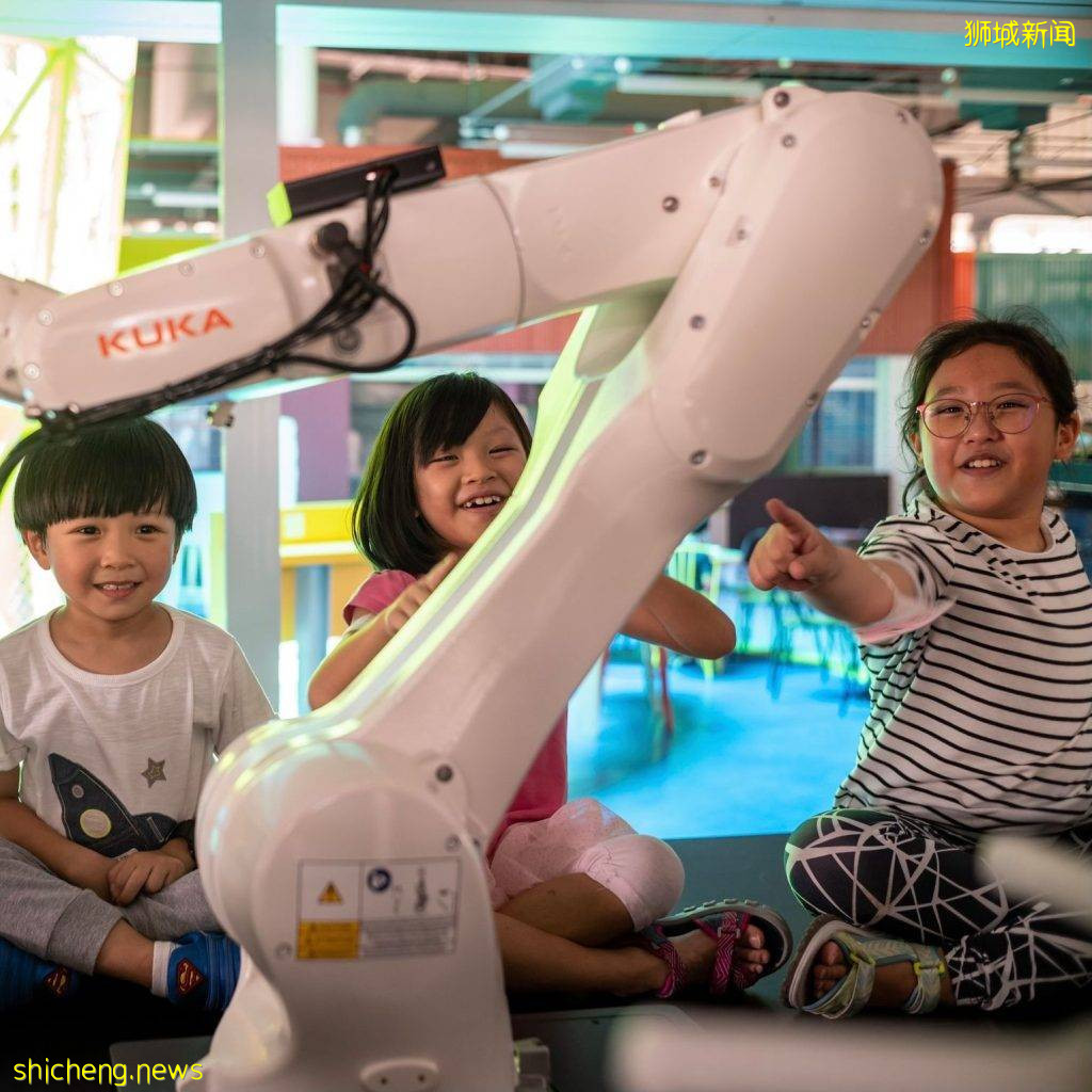 全新Timber+ Eastside,设有21家美食摊位、儿童游乐场以及读书角