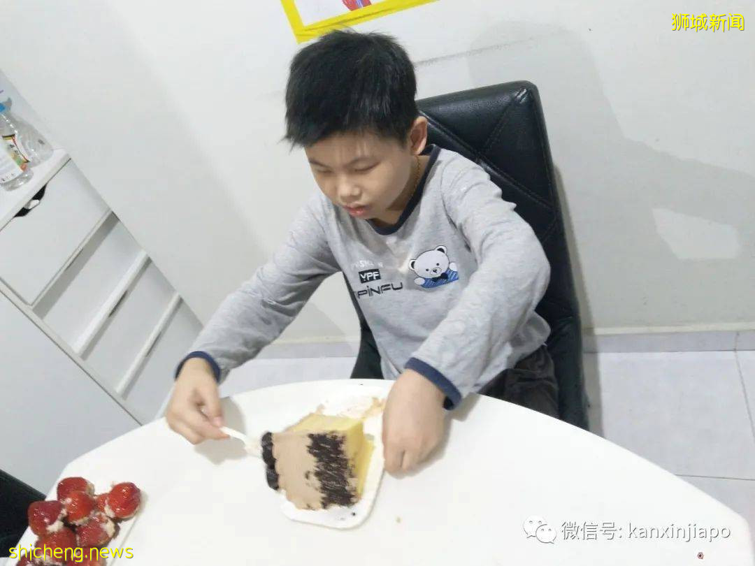 “我收到了衛生部的簡訊,密切接觸了確診患者”