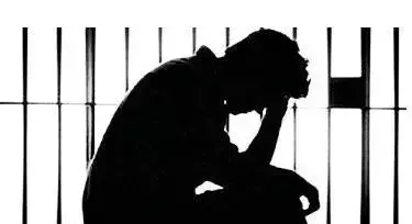 判了!新加坡大华银行前副总裁挪用近500万新币,坐牢9年