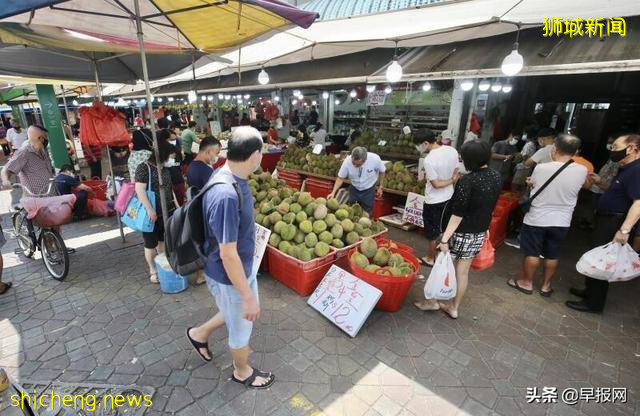 榴梿丰收便宜卖 新加坡多处现抢购潮