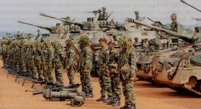 新加坡有优质港口,为何当年马来西亚,还要逼迫新加坡独立出去