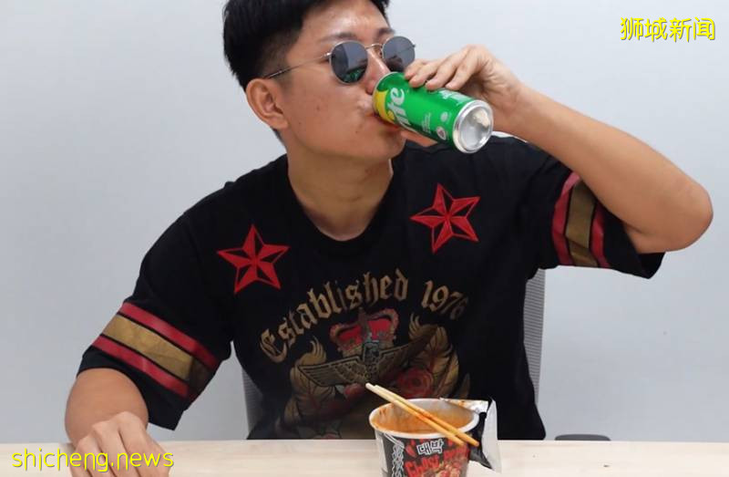 實拍!疫情期間自虐!在新加坡挑戰全球第一辣的泡面!