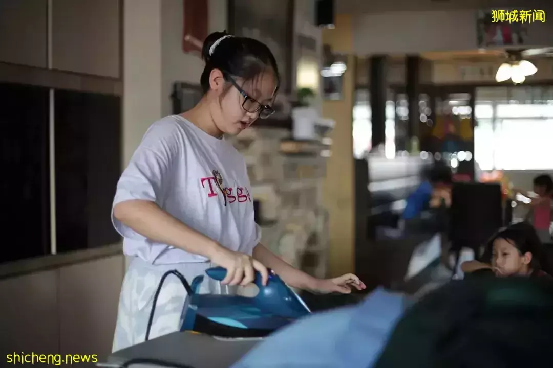 在新加坡養8個孩子，一周只花$300！沒有女傭，日子到底過得怎麽樣