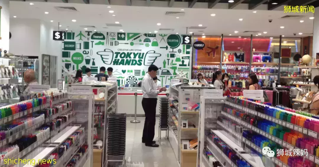 新加坡開學必備！書包、水壺、運動鞋、姓名貼……你漏了什麽