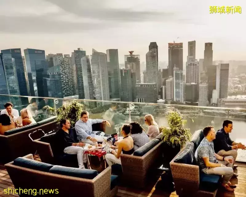 新加坡最高酒吧要关了,岛国还有哪些景观餐馆等着你