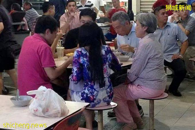 李显龙总理晒小贩中心美食,提醒“以后吃饭会多付点钱”