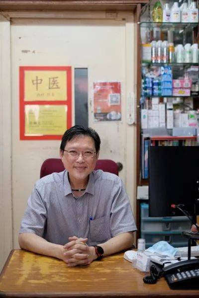 “這裏做的都是熟客，熟到掉下來啦”——逼近搬遷死線的新加坡‘老人區’長啥樣