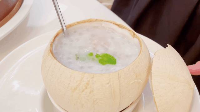 三人行新店開業!三人來吃就送招牌菜!全島三店同慶