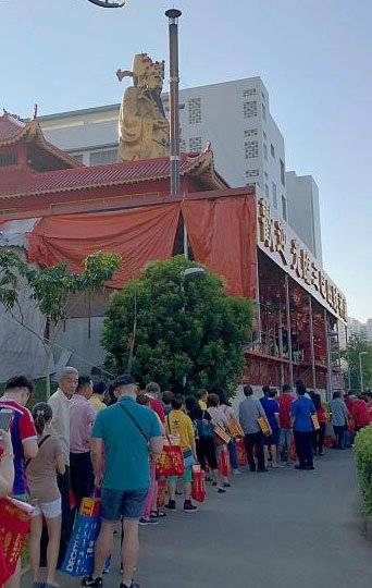 ◤新国CCB◢ 忧疫情期间难控制人流 三巴旺财神庙取消摸财神