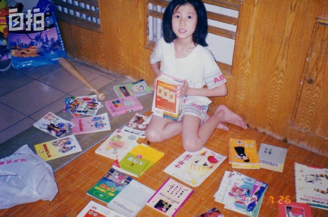 被40國禁飛後，明晚起，新加坡也禁止英國訪客入境 ！美女留學生：2020我看透了，想回國卻被罵