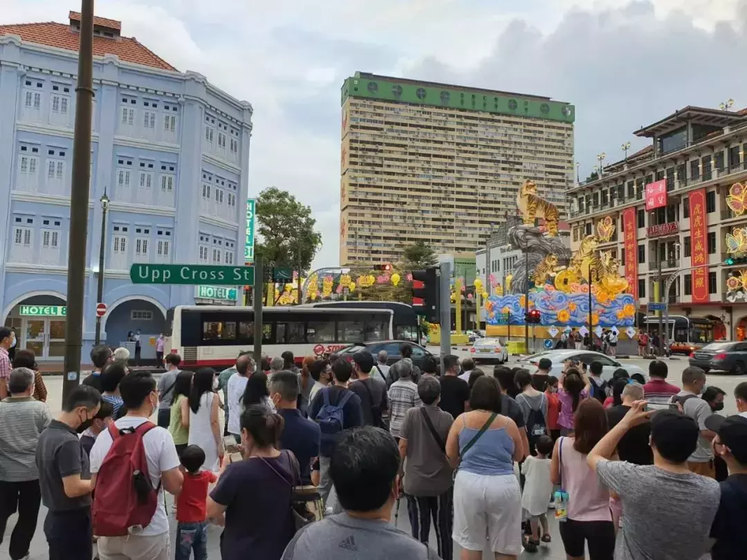 新加坡本土病例暴漲!疫情黑區增至15個!他爲拿全勤獎帶病上班、拒不檢測,總統表態