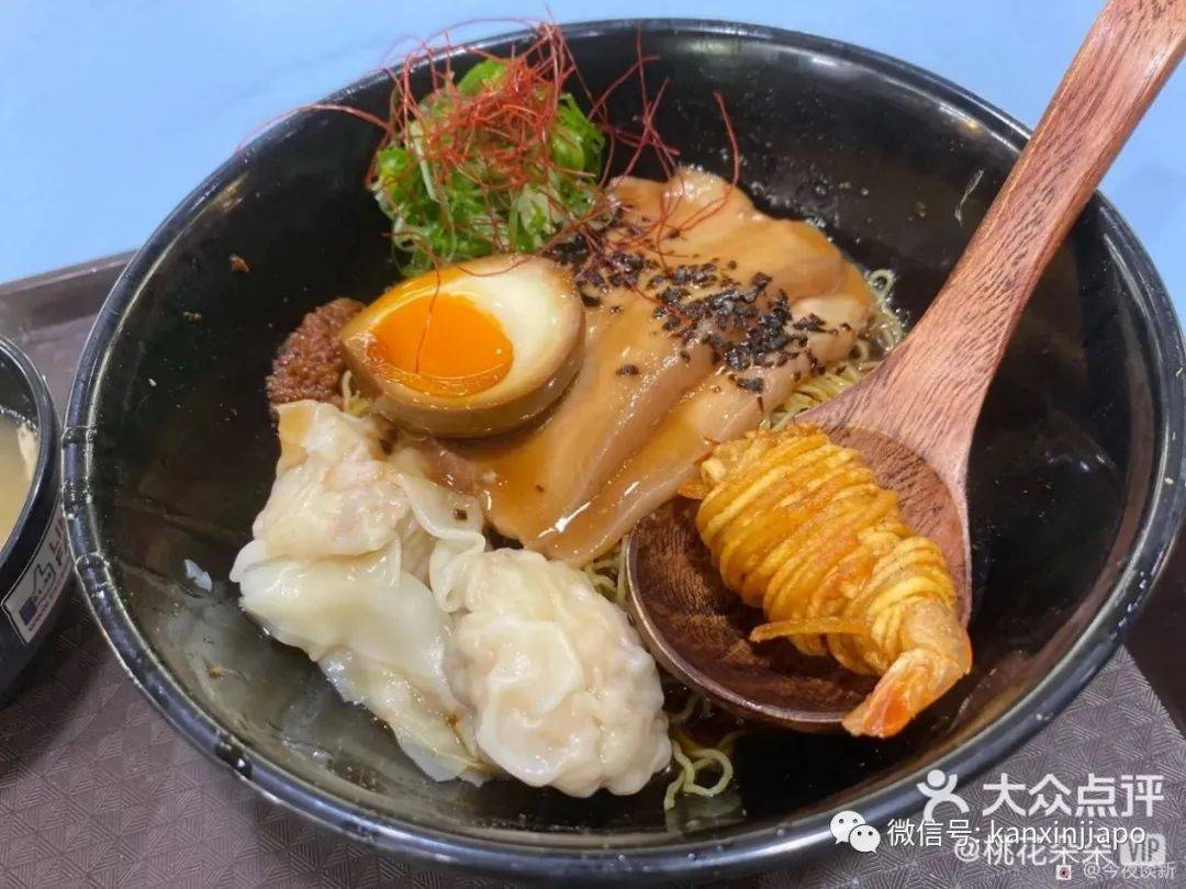 渐渐发现,新加坡小贩中心的美好